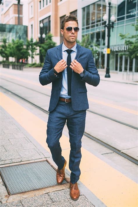 what color shoes with dark blue suit|blue suit with brown boots.